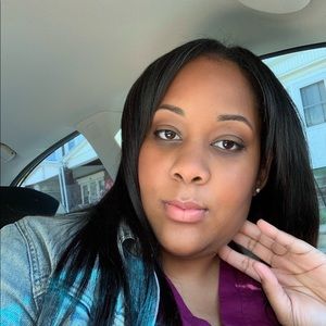 Meet your Posher, Latesha